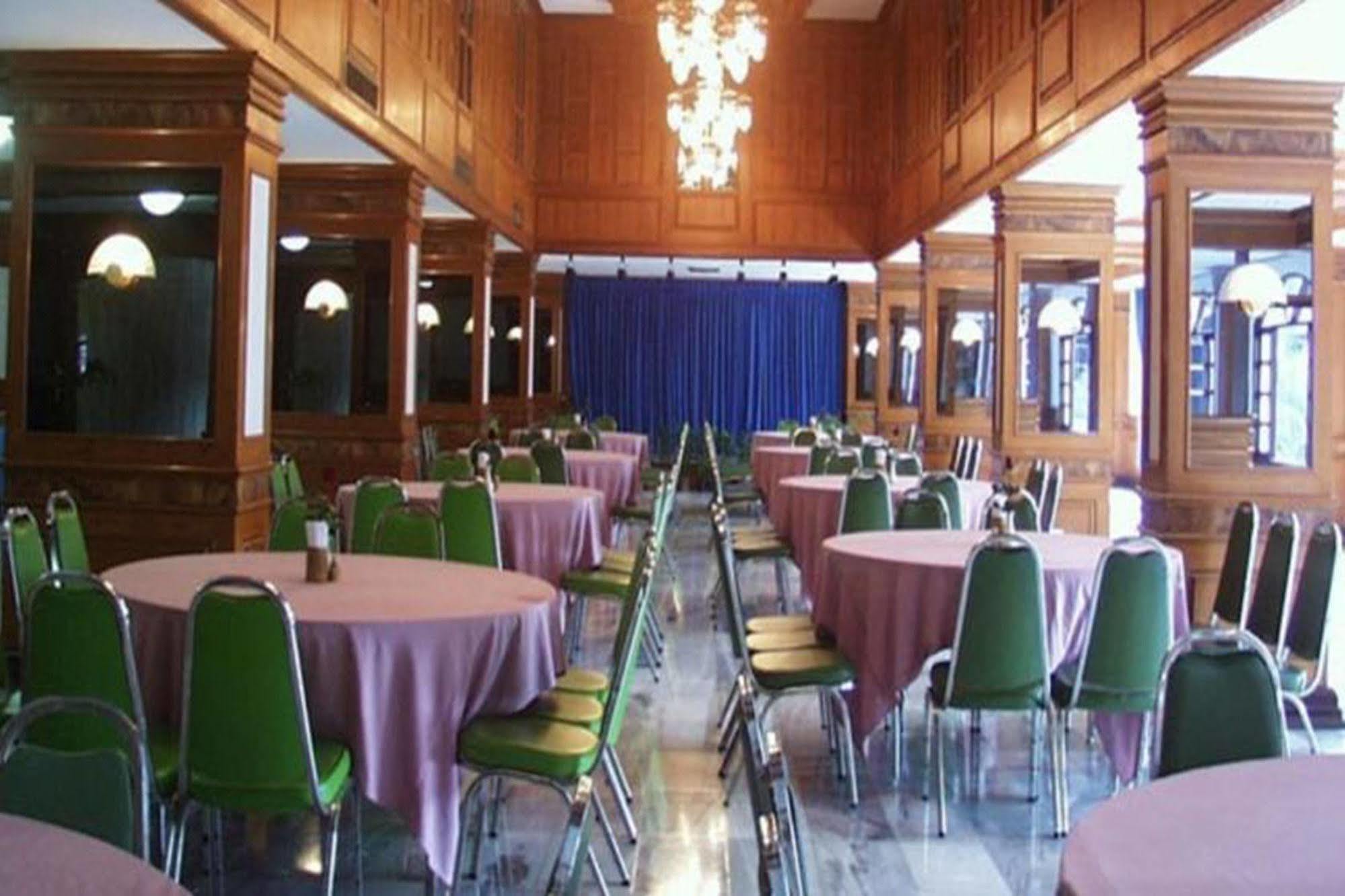 פאטאיה Royal Twins Palace Hotel מראה חיצוני תמונה