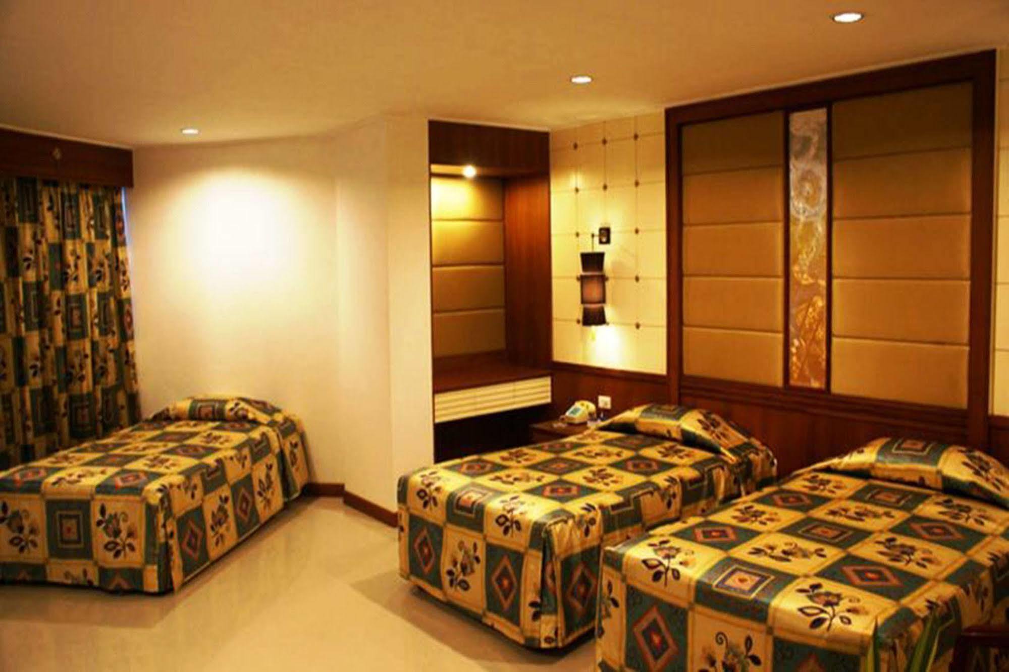 פאטאיה Royal Twins Palace Hotel מראה חיצוני תמונה